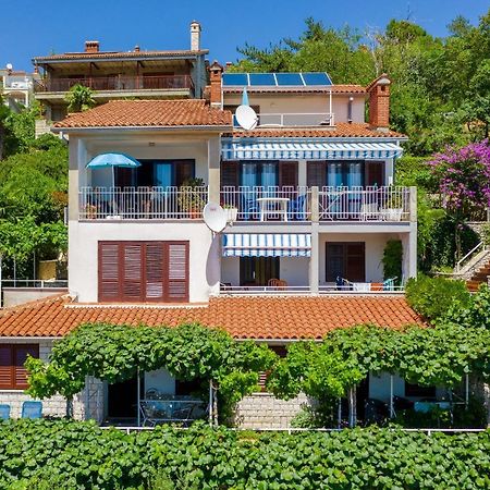 Apartments Mandica Rabac Exterior photo