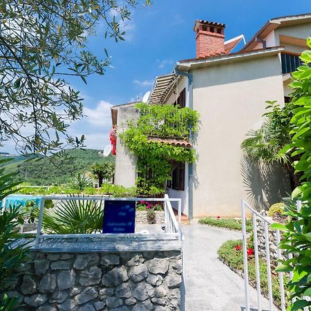 Apartments Mandica Rabac Exterior photo