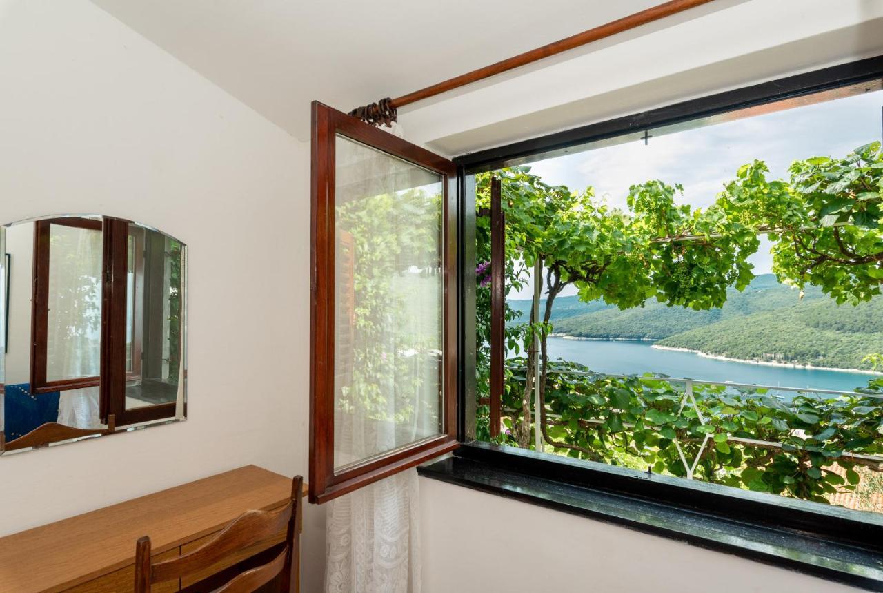 Apartments Mandica Rabac Exterior photo