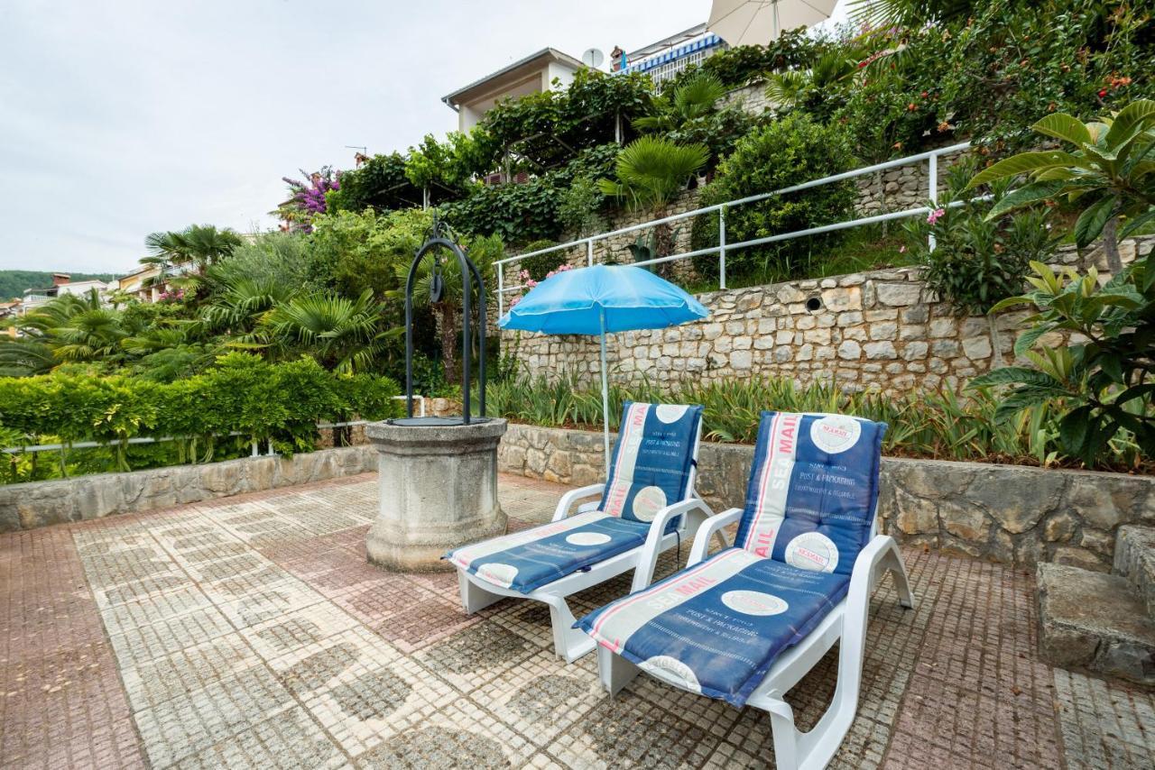Apartments Mandica Rabac Exterior photo