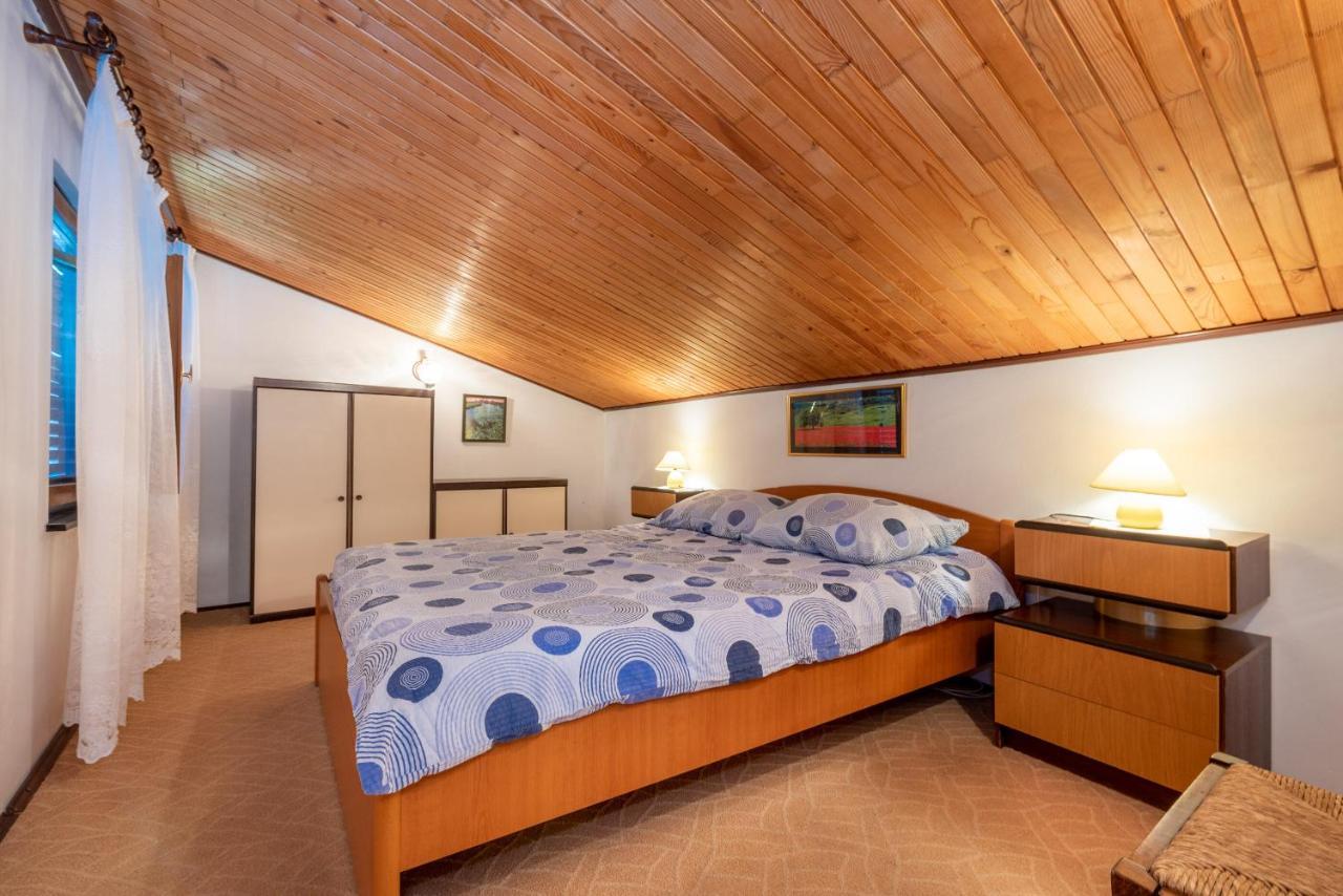 Apartments Mandica Rabac Exterior photo