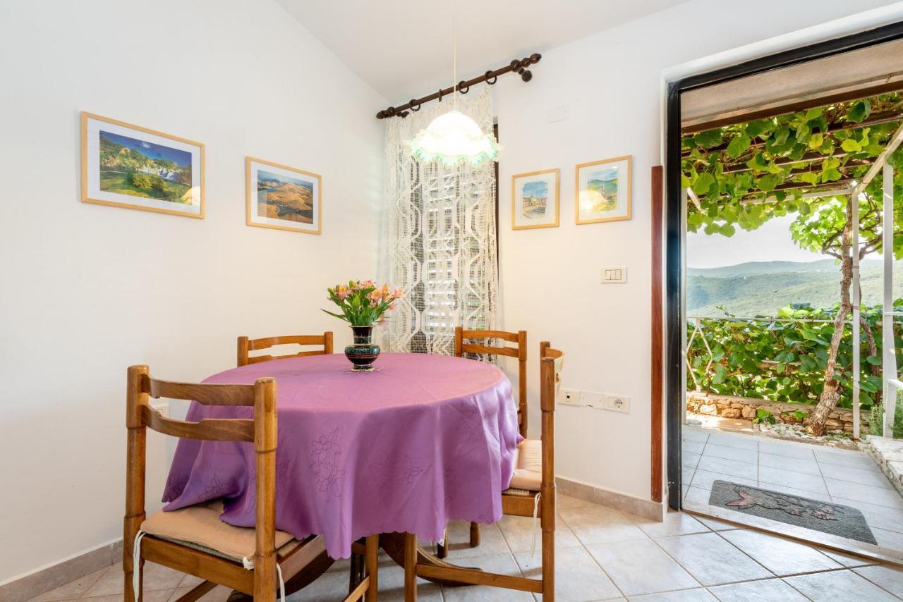 Apartments Mandica Rabac Exterior photo
