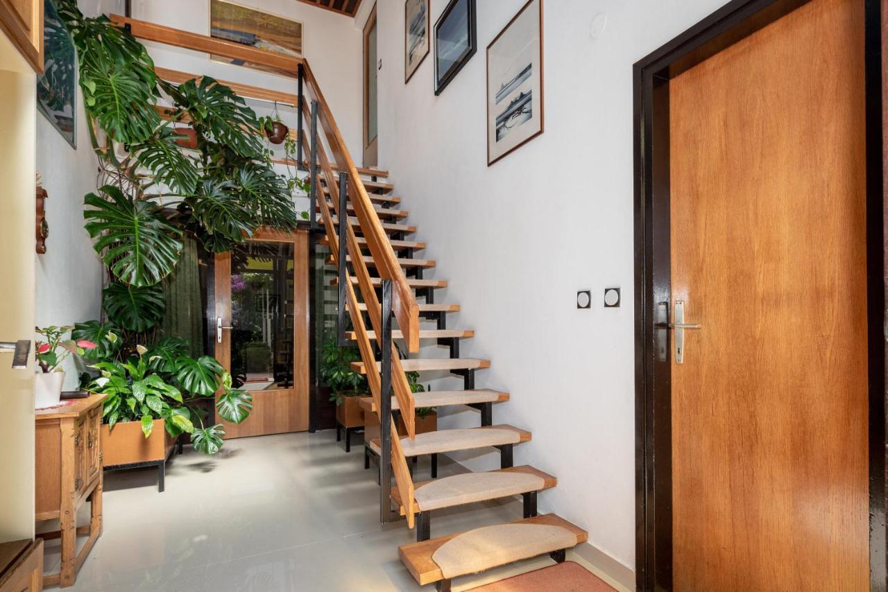 Apartments Mandica Rabac Exterior photo